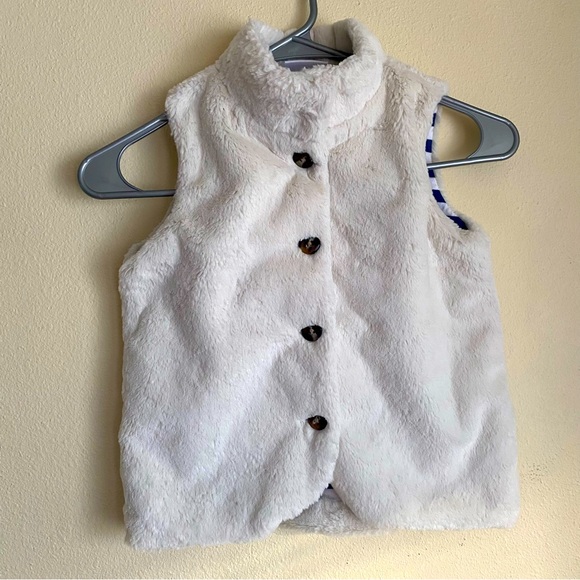 Hanna Andersson Faux Fur Vest - Picture 1 of 6